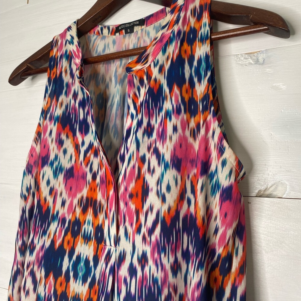 Alice Collection Women's Colorful Sleeveless Top - Small - Picture 2 of 6